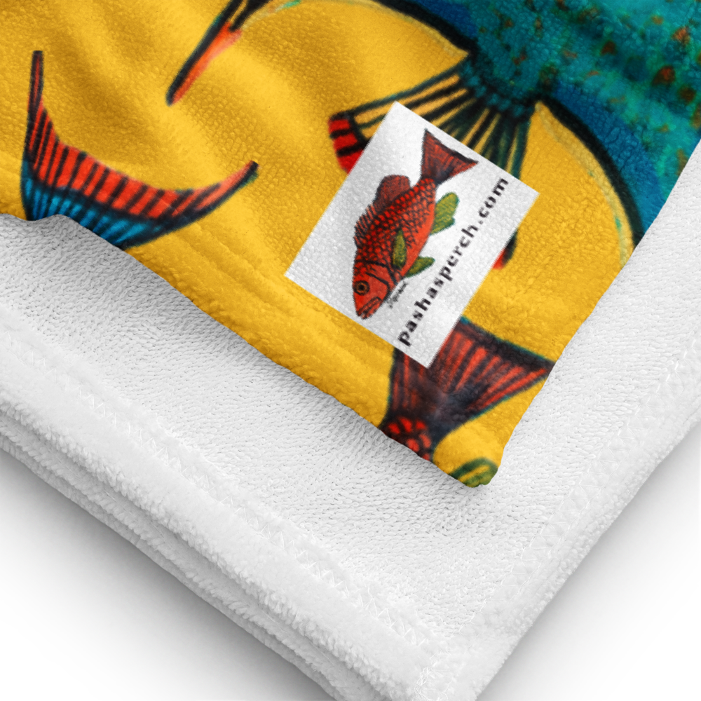 Pesces Tropicales Beach Towel