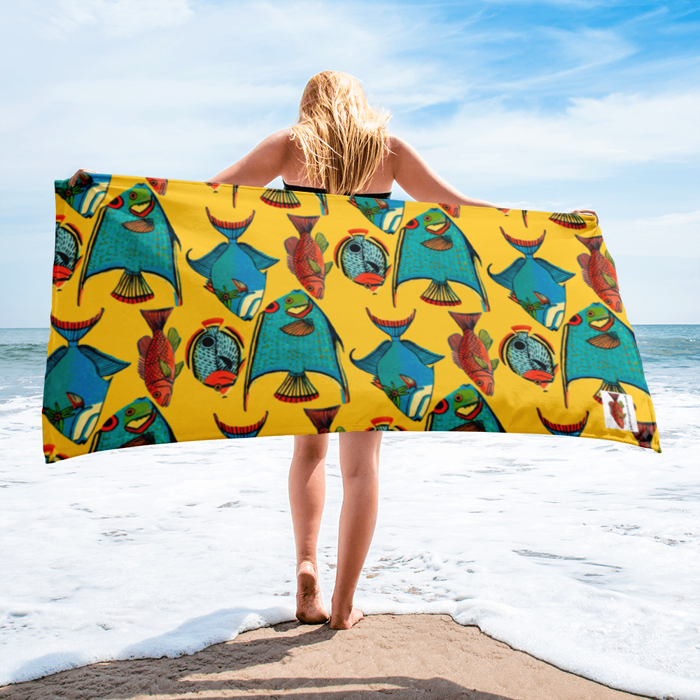 Pesces Tropicales Beach Towel